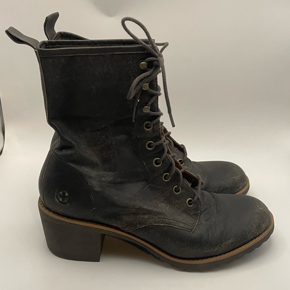 Dr. Martens Lucie Weathered Black Heel lace up leather boots Women’s Sz 9 EUC - Picture 6 of 11